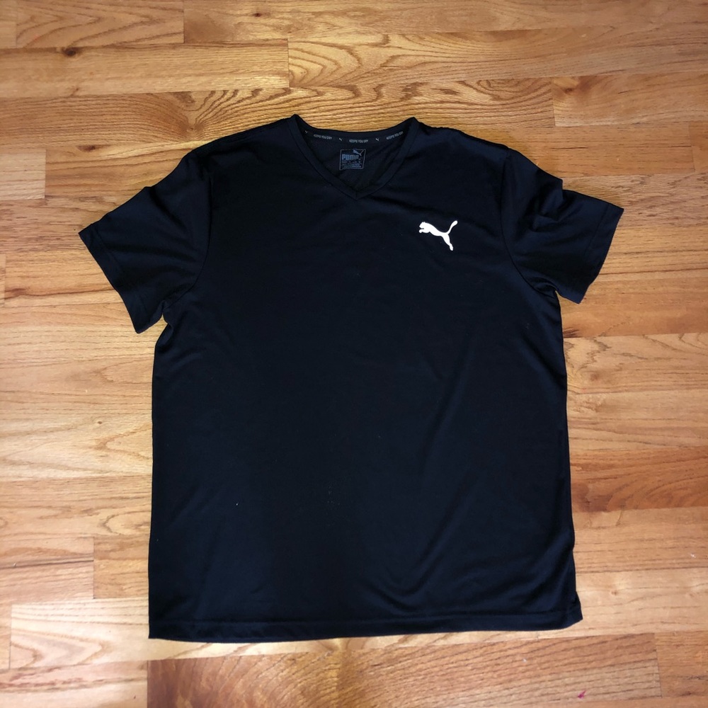 🥳SOLD🥳Men’s Puma T-Shirt